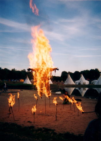 Zonnewende---2003---burning-man---11-gr